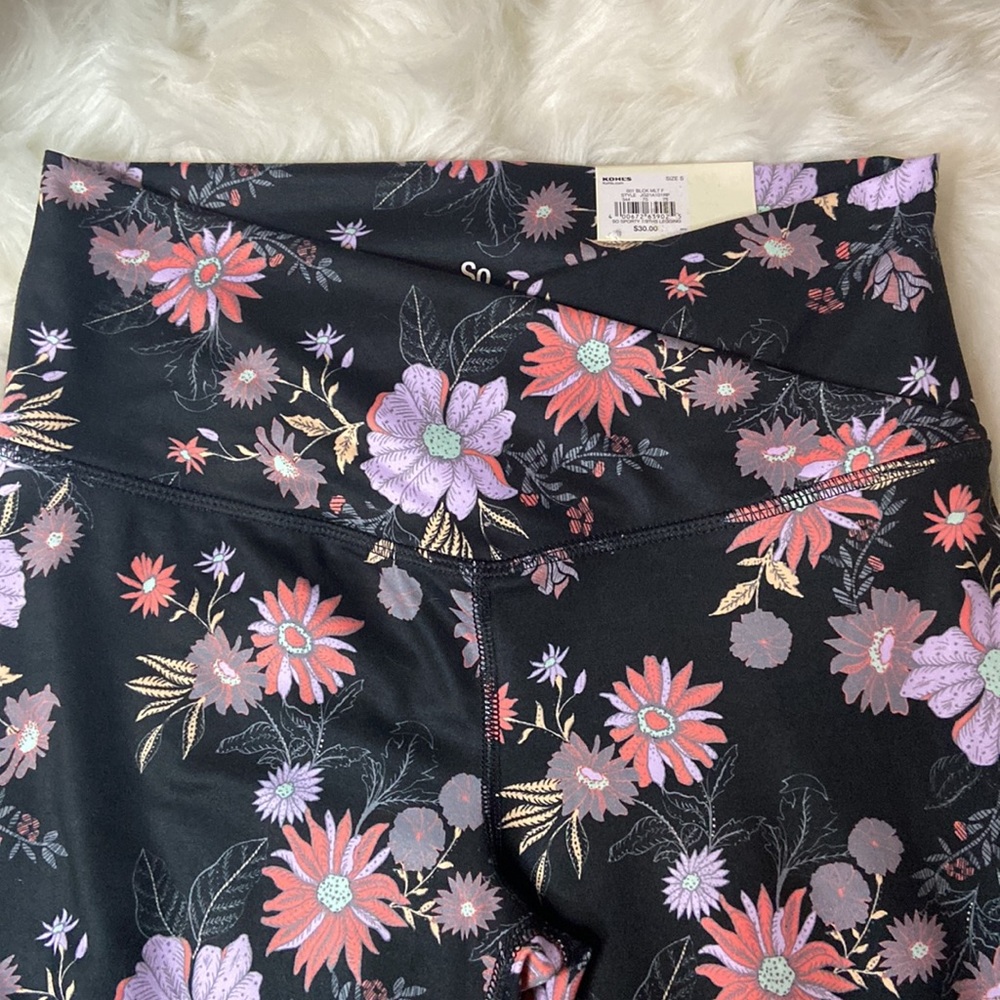 Beautiful leggings! - Picture 4 of 5